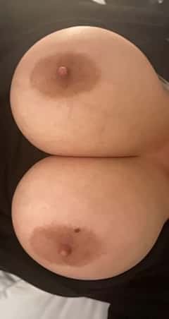 (480)528-9335 is ethnicity_Caucasianandoffers nuru massages, asian massage, bodyrubs in Charlotte and available for service_location_bothon rubrankings Sexy big breasted brunette ready to meet generous nice professional gentleman now! Please do be serious and ready to book when calling please call no texting it isn’t conducive for good communication thanks Brittney Banks.          480-528-9335https://onlyfans.com/b10bombshell