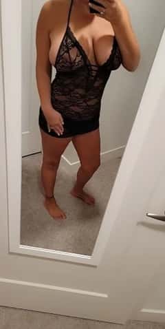 (714)319-8620 is ethnicity_Latinoandoffers nuru massages, asian massage, bodyrubs in Orange and available for service_location_incallon rubrankings Private Incall 56 years youngLoren sensual massage. Fun sexy Mature curvy OC Latina Mom!36D Blonde Non rushed fun experience.  Over 63+ reviews on EM15 years experience Great Mature sensual massage. Fun and playful Screening a must txt me for screening Deposit required at time of appt .CC accepted for fee No exceptions for new clients please understand And no rudeness Shower Provided after massageUpscale location PrivateMy and your discretion is very important Screening process to make it quicker to get approved and appt.Selfie holding up 2 fingers Escort or sensual massage referanceSend her # and name Send your name as she knows you :) I enjoy my job and I'm here to make you feel comfortable and relaxed.  CMT and Very skilled 4hand Available with 2 sexy LatinasPlease know if you have not seem me you will be required to screen no exceptions  Txt only no phone calls 714.319.8620 S.N.A.P avail once screened to see fun playful pics Please be respectful and always kind 300 hr sensual massage 180 half hr sensual massage Menu avail once screened if you have not seen me. No 15 min service sorry 35+ only Have a great day Loren 