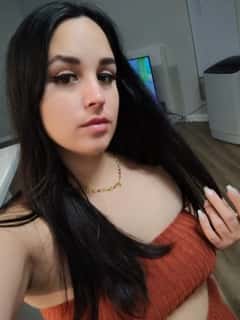 (346)861-9772 is ethnicity_Latinoandoffers nuru massages, asian massage, bodyrubs in Houston and available for service_location_incallon rubrankings Hi honey , i'm new in Town call me 3468619772