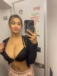 (772)290-9421 is ethnicity_Caucasianandoffers nuru massages, asian massage, bodyrubs in Charleston and available for service_location_bothon rubrankings Sweet, fun, and easygoing. I love good conversation, laughter, and making every moment feel special. Let’s enjoy the time together — effortlessly and naturally.

Offering exclusive companionship, elegant dinners, discreet travel, and unforgettable, tailored experiences with charm and sophistication.

I’ll satisfy you with my full service,we will fuck ,Anal,Creampie,Blowjob,Doggystyle,Condom or no Condom And some naughty Massage 🥹