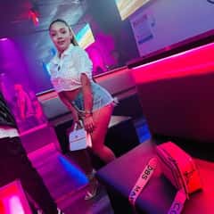 (786)663-4299 is ethnicity_Latinoandoffers nuru massages, asian massage, bodyrubs in Miami and available for service_location_bothon rubrankings Chica nueva en la cuidad 