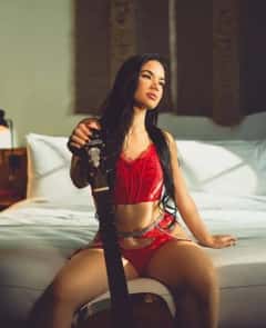 (773)305-1577 is ethnicity_Caucasianandoffers nuru massages, asian massage, bodyrubs in Chicago and available for service_location_incallon rubrankings Lady straight from Poland petite European body. No AA men 