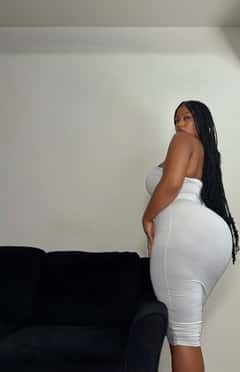 (940)252-0754 is ethnicity_Blackandoffers nuru massages, asian massage, bodyrubs in Dallas and available for service_location_incallon rubrankings Discreet indulgence, luxuriously intimate

Hi Gentlemen, my name is Khloe💋
I am an EXPERIENCED, UPSCALE, DISCREET provider who takes PLEASURE in making your desires come true ❤️‍🔥
My Photos are 100% Real and Recent ✅📸 (I look even better in person 😘)
I am available for Incall  !! FREE PARKING!!! ✅
(NO DEPOSITS REQUIRED FOR INCALLS- You'll need to answer a few questions to make sure you're safe to see 💋) 

My Rates: 
$180/hhr 
$260/hr
$ Nuru 350/hr
$400/90 min
$500/2hrs
I specialize in Nuru/Tantric Massages 💆 💦
**ANY EXPLICIT OR DISRESPECTFUL TEXTS OR NO SHOWS WILL BE BLOCKED AND YOU WILL NOT BE ABLE TO BOOK ME IN THE FUTURE** 🚫🚫🚫

With lingering desire,
Khloe🫦