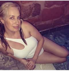 (602)858-0418 is ethnicity_Caucasianandoffers nuru massages, asian massage, bodyrubs in Phoenix and available for service_location_bothon rubrankings A really down-to-earth girl who will soon become your best friend and confidante. You will feel very relaxed and blissful after our time together.Quiet private office with soft music, candles, and hot towels. No shower, so please arrive clean and showered! Same day appts. OK, 12 noon-10pm  Text before calling. Name, Age & Occupation required for a response. 