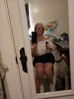 (314)852-0234 is ethnicity_Caucasianandoffers nuru massages, asian massage, bodyrubs in St Louis and available for service_location_incallon rubrankings I love to give great massages and you love to get great massages! I work out of my house. I have a heated massage table and always clean linens! Shower is available if you need it. Good hygiene is a must!  I'm available 10:00 a.m. to 7:00 p.m. 7 days a week. Text or call if I don't respond for some reason please reach out again! I offer 30, 60 and 90 minutes sessions! I promise you won't be disappointed!  All races gratefully welcomed!