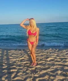 (312)418-5796 is ethnicity_Latinoandoffers nuru massages, asian massage, bodyrubs in Chicago and available for service_location_bothon rubrankings Lolita is a sweet, hot, young girl. She loves making art and dancing. She is passionate and has a sensual touch. Come meet her today and let her take good care of you! 