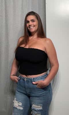 (405)479-0736 is ethnicity_Caucasianandoffers nuru massages, asian massage, bodyrubs in Oklahoma City and available for service_location_incallon rubrankings Hello my name is Shannon. ✨PLEASE READ ALL THE DESCRIPTION BELOW✨

I offer therapeutic massage and advanced skincare services in a private, professional, and discreet setting designed to help you fully relax and feel at ease. My space is calm, welcoming, and completely judgment-free—where your comfort and confidentiality always come first. What’s said in the room stays in the room.

My massage style focuses on therapeutic techniques to relieve tension, reduce stress, and restore balance to your body. Each session is customized to fit your individual needs so you leave feeling refreshed and renewed.

In addition to massage, I provide a variety of skincare services including customized facials and microdermabrasion treatments to help improve skin texture, clarity, and overall glow.

Services Offered:
• Therapeutic Massage
 30 Minutes – $90
 1 Hour – $150
   4 Hand - $300 (MUST PREBOOK)
   Couples - $300 (MUST PREBOOK)

Trimming (full body)- Contact for pricing

• Facials – Contact for pricing
• Microdermabrasion – Contact for pricing

Discounts: Active duty military and Veterans 
Your birthday 
MUST BE ABLE TO PROVIDE PROOF FOR DISCOUNT

Appointments are preferred to ensure availability, but same-day bookings may be possible—please text to check.

Hours:
Monday – Friday
12:00 PM – 6:00 PM

Location:
Northwest Expressway & NW 72nd

Booking Info:
TEXT ONLY – No phone calls
Please do not text before 9AM or after 9 PM 

Hygiene is a must and 270lb weight limit for my massage table‼️

If you enjoy your experience, reviews are always appreciated—they truly mean a lot. Gratuities are welcomed but never expected.