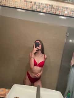 (512)237-0178 is ethnicity_Caucasianandoffers nuru massages, asian massage, bodyrubs in Charleston and available for service_location_bothon rubrankings As a lady who love rubbing and pressing not only the private part but also to manipulate the skin muscles tendons and ligament, while massage may range from light stroking to deep pressure
•Specialize in Erotic massage, Sport massage, Deep tissue massage
My full body experience include touching and romance that leads to a good sensual relief. Get in touch now....