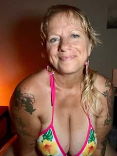 (913)745-9213 is ethnicity_Caucasianandoffers nuru massages, asian massage, bodyrubs in Tampa and available for service_location_bothon rubrankings Hello, Tampa, Clearwater, St Pete!

Please read all the way through. I planted a code word so I know you’ve read & understand all my parameters. 🤓

I’ve been a sensual body rub provider for over 20 years. 

$200 sensual body rub INCALL
$240 body rub with add-on options
$260 OUTCALL to you


913-745-9213

I welcome clientele who are 40 & older, clean, considerate & polite. 

My details:

I’m a no BS, no drama, easy-going, experienced provider with over 20 years massage experience under my belt. 

Also, I am professionally trained, so you know you’ll be getting great therapy!

CASH only.

Plz TEXT ONLY

Please send me >>> a polite introduction of yourself, including:
First name
Age
Occupation
Ethnicity
(This simply gives me a little “snapshot” of you.)  
AND the code word MANGO 


Thank you!
Look forward to hearing from you. 

❤️ MUCH APPRECIATED!!!!

XOXO Sherri