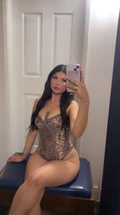 (929)433-5511 is ethnicity_Latinoandoffers nuru massages, asian massage, bodyrubs in San Antonio and available for service_location_bothon rubrankings Hot sexy Latina mommy call or text me for more details 