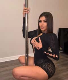 (786)624-0815 is ethnicity_Latinoandoffers nuru massages, asian massage, bodyrubs in Atlanta and available for service_location_bothon rubrankings “¿Listo para algo inolvidable?
Escríbeme y vive una experiencia que no vas a querer que termine…”