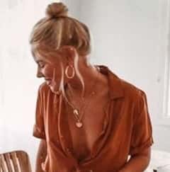 (843)469-9823 is 0andoffers nuru massages, asian massage, bodyrubs in Charleston and available for service_location_incallon rubrankings *843-469-9823*  As a seasoned bodywork specialist for ten years I provide healing using a variety of modalities tailored to each individual client. There is an art to re-balancing the body through therapeutic application that brings more movement which improves better range of motion and decreased pain. Specializing in Deep Tissue, Trigger point and Myofascial Release techniques. I also incorporate aromatherapy, hot towels, organic lotions (you will not leave greasy) all on my over-sized heated massage table. Hand towel used for draping. Hot & cold therapy and stretching techniques are offered if desired. Guaranteed you will leave refreshed and have better mobility. **I offer an actual therapeutic massage, not a rub**

You are invited to experience true southern hospitality by a more mature woman (OVER 50) in a professional upscale home studio while enjoying a unique and memorable experience enveloped by charm and gracious service.

HOURS: 11am to 7pm / 7 DAYS A WEEK
CALL/TEXT: 843-469-9823 TO SCHEDULE AN APPT IN ADVANCE
LOCATED IN MT. PLEASANT 

*When scheduling an appointment state the length of massage desired & day and time preferred
*NO out calls
*I DO NOT wear lingerie 
*I DO NOT send pictures
*I DO NOT discriminate
*Shower available
*Sessions are never rushed
*Cash, Venmo, Cash App or PayPal

**(MY RATES ARE COMPARABLE TO MASSAGE ELEMENTS) **(TIPPING IS ENCOURAGED)
$130/60 minute massage (Deep tissue or Swedish)
$180/90 minute massage (Deep tissue or Swedish & Stretching included if desired)
$220/120 minute massage (Deep tissue or Swedish & Stretching)

***NO NURU, NO PROSTATE, NO TANTRA, NO TABLE SHOWER, NO MILKING TABLE, NO FS, NOT AN ESCORT, ETC. IF IT'S NOT LISTED ABOVE, I DON'T OFFER IT SO PLEASE DON'T ASK. THANK YOU!***