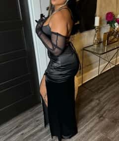 (423)603-2337 is ethnicity_Mixedandoffers nuru massages, asian massage, bodyrubs in Clarksville and available for service_location_bothon rubrankings Hello my name is NiaIm a 24 year old mixed exotic hottie (Dominican descent). Amazing curves with a toned hourglass figure. My curves and silky smooth skin will leave you breathless! I’m a free spirit natural flirt with a warm, playful personality. I love good conversations, sensual touch. I love to cater to clients who want to stay away from super high volume low skill providers .Feeling tense after a long day? Had a stressful work week ? Or you just want to escape from the pressures of home ?CUM EXPERIENCE TRUE BLISS!I will relieve tension in your body, mind, and spirit. My erotic rub is sure to leave you feeling relaxed, and like new again.Please introduce yourself properly : name, ethnicity, age..and I would love to meet you.☺️Hh sensual 100Hh body to body (skin to skin nude) 160Hour body to body 200