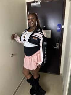 (405)796-9157 is ethnicity_Blackandoffers nuru massages, asian massage, bodyrubs in Oklahoma City and available for service_location_outcallon rubrankings Oh, Sweet Peaches are so tender to the touch... I have everything you need experience for relaxation on a stressful day!Please read to the end!My service offers a “King” experience that you have not experienced with any other massage therapists.Why? Would you have 1 when you can have the pleasure of multiple hands all over you ??!!!!!!!!Take advantage of this amazing experience and allow 2 sexy goddess to take you to a moment of ecstasy.We are special so we only take GENTLEMAN with special needs and are VERY respectful!Ask about our $PEICAL prices!Locations Ask where we are at the moment:LOCATION AVAILABLEOklahoma City, OkOutcall is available anywhere for a travel fee!One Lady:$130 Nuru 30 min$100 B2B 30 min$80 Swedish 30 min2 Lady’s":$200 Nuru 30 min$150 B2B 30 min$100 Swedish 30 minINCALLS ARE AVAILABLE ALSO!OUTCALLS WILL HAVE A TRAVEL FEE! DEPENDING YOUR LOCATION FEE STARTS BETWEEN $15.00 to $30.00 ADDED TO YOUR SESSION DEPENDING ON THE SELECTED!Swedish Massage ?‍♂️ "Lingerie Only"30 mins $ 80.00 "Ending Extra"1 hour $125.00 "Ending Extra"1 1/2 hour $150.00Deep tissue Massage ? "Lingerie Only"30 mins $80.00 "Ending Extra"1 hour $125.00 "Ending Extra"1 1/2 hour $150.00B2B Massage (Topless)??30 mins $100.00 “ending is extra”1 hour $150.001 1/2 hour $200.00Nuru (Nude)30 mins $150.001 hour $200.001 1/2 hours $280.00Hot Rocks or Cold Massage ? "Lingerie Only"30 mins $50.00 "Ending Extra"1 hour $100.00 "Ending Extra"1 1/2 hours $150.00“Massage Me and I massage you” (Nude)???30 mins $150.00 "Ending Extra"1 hour $200.001 1/2 hours $250.00“Prostate Massages or Play” (You may add to any session 1/2 off)30 mins $150.001 hour $200.001 1/2 hours $300.00Manscaping"Regular $50.00Shaving and Smooth wax $65.00"Paraffin Wax"Starts this week!!!!!