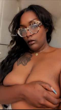 (405)871-7717 is ethnicity_Blackandoffers nuru massages, asian massage, bodyrubs in Oklahoma City and available for service_location_bothon rubrankings Hey babe I'm bubbles 🫧 - curvy with perfect double Bs soft booty -and a
sweet personality to match. I provide a relaxing, unrushed experience.
Curvy
Squirter💦💦💦
🍭Sweet and sticky like honey 🍯
👅 Wet and ready💦
OUTCALL FEE BEFORE ARRIVAL money via cash app
NO BB !!️
FH 320😈
Hh 180
Qv 120
CAR FUN- 90
💗Any gift is for companionship and time ONLY
❌❌No explicit talk❌❌