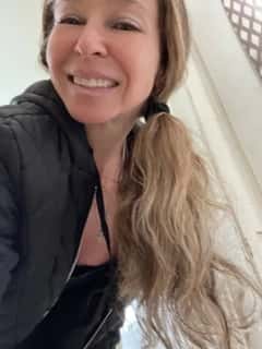 (385)495-2905 is ethnicity_Caucasianandoffers nuru massages, asian massage, bodyrubs in Salt Lake City and available for service_location_incallon rubrankings Sweet girl Hot towels ShowerBikini rub 