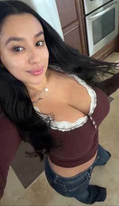 (910)964-5183 is ethnicity_Latinoandoffers nuru massages, asian massage, bodyrubs in Orlando and available for service_location_bothon rubrankings I’m a licensed massage therapist and I offer escort services too.I render all types of body massages,cracks and therapy at fair and affordable rates🥵🥵💦
I do deep tissue,Swedish massages,Bone cracks,hot stones nuru massages and body rubs.. All type of massages, Nuru massage, any other fantasy you want which includes happy endings💦💦❤️