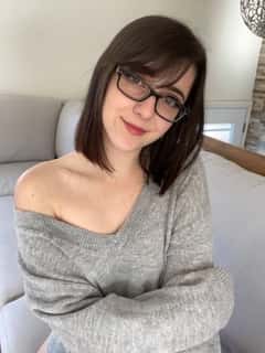 (681)253-1847 is ethnicity_Caucasianandoffers nuru massages, asian massage, bodyrubs in Chicago and available for service_location_bothon rubrankings I love giving warm oil rub downs with lots of sensual energy. Rest assured you will have an experience that you will not forget. You will NOT be disappointed.Upscale, discreet and clean with passionate shower. Hi my name is Bridgette. I'm a relaxation artist. I would like to invite you to a rushed relaxing invigorating massage in my private office suite. I specialize in swedish, light touch, deep tissue, reflexology, hot stones. My session includes, clean linen, unscented lotion or oil, aromatherapy, hot stones, and my wonderful hands. My approach is to make your visit a pleasant one and I assure you will leave more than just satisfied. I also offer body shampoo and brown sugar body scrub, foot spa reflexology, wet steam and infrared sauna. Lipo cavitation, RF skin tightening, body wraps. Shower facility available if needed.