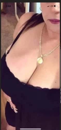 (512)759-6380 is ethnicity_Latinoandoffers nuru massages, asian massage, bodyrubs in Austin and available for service_location_bothon rubrankings I would love you to feel the stars while you play us. I'm a sexy girl