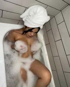 (786)710-6060 is ethnicity_Latinoandoffers nuru massages, asian massage, bodyrubs in Houston and available for service_location_incallon rubrankings Hola amor mi nombre es Kim soy una chica sexy atractiva y caliente, escríbeme o llámame para reservar una cita y divertirnos 