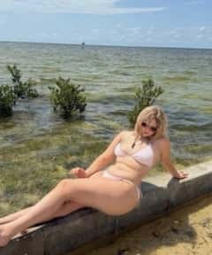 (321)296-5912 is ethnicity_Caucasianandoffers nuru massages, asian massage, bodyrubs in Tampa and available for service_location_bothon rubrankings Hello gentlemen, my name is Samantha but my friends call me Sami♥️ 

Everyday, you strive to succeed and accomplish your goals…why not treat yourself to some much needed R&R in my well-appointed in-home studio with shower available for both of us! The perfect place to sneak off to and indulge your desires. 

My classic nude full body sensual massage includes an ending you won’t forget. Most of my clients prefer the inclusive mutual nude roaming option as it gives them more freedom and less restrictions. This is included in my hourly rate of $260. Longer or shorter (30 mins $180) sessions are available as well as other options at my discretion.

My clients often remark on how easy it is to schedule with me, how responsive I am and how eager I am to please. They love my sweet and charming nature mixed with a sultry energy. 

Appointments are never rushed and are catered to your specific needs and desires. I specialize in creating a warm, welcoming environment and am accepting of all people, different body types, first timers, folks with ED or those overwhelmed with stress. 

Take a break from the mundane and let your worries melt away. Im available today, so text me and let’s get you on my table!
