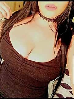 (773)517-1732 is ethnicity_Latinoandoffers nuru massages, asian massage, bodyrubs in Chicago and available for service_location_bothon rubrankings Hello, My name is Gizellie and I'm a sensualist who wholeheartedly believes in inspiration through touch. My in call location is private, discrete, clean and extremely comfortable. Please call or text for details  Onlyfans.com/zellie_xo(773)517-1732Gizellie ?