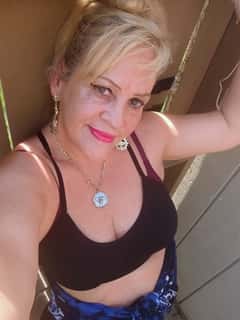 (380)283-9408 is ethnicity_Caucasianandoffers nuru massages, asian massage, bodyrubs in Columbus and available for service_location_incallon rubrankings I offer the best Hot oil sensual massage therapy 
1hr. 
30min
11am- 8pm 7days
Leave the stress at the door!
!