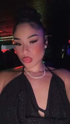 (929)496-0961 is ethnicity_Latinoandoffers nuru massages, asian massage, bodyrubs in New York City Nyc and available for service_location_bothon rubrankings Hello! I’m Cindy Lou your secret from Queens nyc! 
I specialize in deep tissue massage, Nuru and more! Fetish / kink friendly. For more info contact me via cell! 

MASSAGE 
45mins $200
Hour $260

VIP session
Hour $1000
2 hour $1800