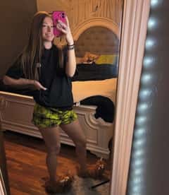 (423)370-2372 is ethnicity_Caucasianandoffers nuru massages, asian massage, bodyrubs in Syracuse and available for service_location_bothon rubrankings I specialize in creating a harmonious balance of relaxation and rejuvenation tailored just for you.

I believe in the power to magic touch to uplift and release all the negative notions of your everyday life.

Let's embark on this discovery together. Your comfort and satisfaction are my top priorities.

-Sensual Body Rub-
-NURU-EROTIC
-Tease & Denial
-Fetish/Fantasy

I look forward to meeting you!

Discord kathleenward012_46514
Telegram, AlisonWright01 
Name: Kathleen Ward
Number: 4233702372 
WhatsApp:4233702372
