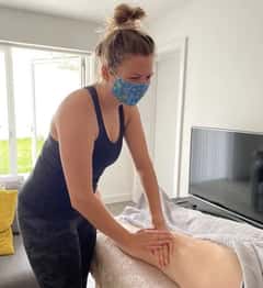 (312)270-0662 is offers nuru massages, asian massage, bodyrubs in Chicago and available for on rubrankings Good day fine gentlemen,  relax your body and soul, I Specialize in men over 40. Lingam massage available,