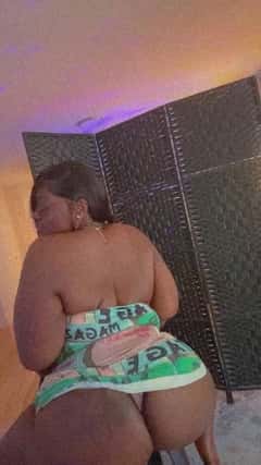 (704)968-6910 is ethnicity_Blackandoffers nuru massages, asian massage, bodyrubs in Charlotte and available for service_location_bothon rubrankings Hi Im MOCHACREAMZ, my goal is to fuck u if your visiting my area 
I'm vivacious curvy n I'm one wild ride?

Are u here for a Thrill A late night Snack❓ bored need a little excitement..I'm available  on my worst behavior ♥️