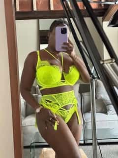 (724)862-1041 is ethnicity_Blackandoffers nuru massages, asian massage, bodyrubs in Providence and available for service_location_bothon rubrankings Visiting Providence, RI 9/21-23

Deposit & Screening required no exceptions!!!

Milking Table $300
Nuru W/authentic gel $400
Vip Upgrade + $300
Prostate massage + $100 (Must prepare prior!!!!!)

Shower & towels provided 
Garage & Street parking available 

You are a passionate man who lives life on his own terms. You know quality and luxury while retaining a grounded sense of self. A cultured, well-rounded companion is not only what you desire, but what you deserve. I invite you to unwind with me, to eschew the cliches of professional companionship and discover what makes you happy. I am here to guide you through relaxation, hedonism, and liberation.    
Don’t leave me waiting.  
 
XOXO,  
Reign Rose  

 Deposit & Screening Required!!!   

GFE Only Rates 

$300 / HH
$500 / 1hr  
$700 / 90 min  
$1000 / 2hrs – Preferred  
$1500 / 3hrs -Most Requested  
$2000 / 4hrs –  