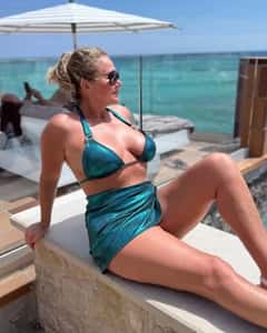 (618)440-6885 is ethnicity_Caucasianandoffers nuru massages, asian massage, bodyrubs in Chicago and available for service_location_bothon rubrankings My services are great and reliable. I am easy-going and friendly, Sexy, sweet by nature with athletic curves and strong arms.You can expect a treatment that involves: ♡ Massage that is designed to smooth and relax you with relaxing music, ♡ For a complete wellness experience you can combine massage, including hot stones✅Put your body in good hands✅Whether you’re experiencing chronic pain or you”d simply like to enjoy some relaxation after a long week, hand & stone would love to help you.✅I provide top -notch massage Our professional massage therapists are trained in a variety of traditional and contemporary techniques designed to improve blood flow and promote feelings of well-being. You deserve it.FBSM Sessions:✨ Photos are 100% real and recent✨ Independent provider ✨ Office/Spa like setting ✨ Deep tissue✨ Mutual touch✨ Discreet & Safe location ✨ Outcall available upon location Incall Fees: Hh $120Hr $2002hrs $4003hrs $550I’m a married mans best kept secret ;)Text me now to book your appointment❤️