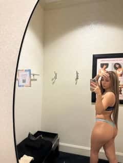 (305)801-1086 is ethnicity_Latinoandoffers nuru massages, asian massage, bodyrubs in Phoenix and available for service_location_bothon rubrankings Hello, Gentlemen
My name is Evelyn ❤️‍🔥😍 I’m 25, soft, sweet, and sensual… I’m here to awaken your senses and gently melt away your stress. I create a deeply intimate experience where you feel truly seen, cared for, and drawn in by my feminine energy 💖 I value connection and spend time with a select few who appreciate mutual respect, generosity, and genuine desire.

 About Me:
 🌸 5’4 | 124 lbs | Natural Petite Curves | C Cups
 🌸 Toned from the gym, graceful from dance, flexible and cheerful 

Location:
 📍 I host in a private, clean, upscale discreet space.

 Booking:
Text to request a session: 3058011086📱
WhatsApp: 4085855288
Page: https://privatefantasyworld.com/
Discord: @Vlyn_williams
Signal: 3058011086
Telegram:  please go through my website to use the contact link to avoid clones pretending to be me. 
 Respectful inquiries only. Vulgar messages or calls will be blocked.