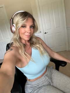 (813)298-5796 is ethnicity_Caucasianandoffers nuru massages, asian massage, bodyrubs in Oakland and available for service_location_bothon rubrankings I am anne cone a licensed massage therapist, I’m 41 years old. I offer both hookups and full-body massages, focusing on delivering a sultry and deeply relaxing experience. My priority is your comfort and satisfaction. In a 🍎serene and inviting setting, I utilize effective techniques and a smooth, rhythmic flow to ensure a calming and therapeutic massage session.
I've been giving massages for over 3 years and still very much love what I do! NO PIMP  I work on my own

My place is private (no one here but you and l), very discreet, clean and disinfected between clients, fresh Bbbb, pleasantly scented, your choice of music, phone chargers available, hot towel service, private parking if needed, etc. When the hour is yours- I go all out.

Thee best massage creme, proper equipment for any modality of massage, knowledge of all massage techniques performed, also a treatment plan if requested. If you just need someone to talk to while you're getting rubbed down, I'm a great listener, I do not judge, and l'll be sure to ease your mind as well as body. I provide all kinds of massage and BODYRUBS with happy ending . For both outcall service and incall. l'm clean, nice, friendly, Accommodating, and as discreet as you want. Soft delightful skin, beautiful face and a natural body. The good thing is that you can try as many menus as possible in a single appointment, as charge according to how much time you spend with me. Don't hesitate to text if you're married or single just text me if you are in need of some pleasurable moment. also like to party l'm 100 honest and sincere lady vou'd ever love to meet 'm available all dav and night for InCall and OutCall.

Text:813-298-5796


WhatsApp:813-298-5796


Telegram: @bstmassuese_021


Zangi:66-0761-7389


Signal: annebeauty.77