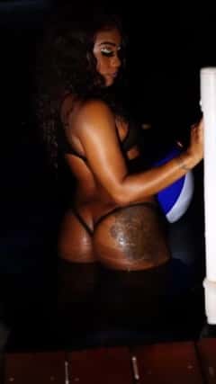 (321)406-2688 is ethnicity_Mixedandoffers nuru massages, asian massage, bodyrubs in Oklahoma City and available for service_location_bothon rubrankings Looking to relax with a nice massage don’t hesitate to call 