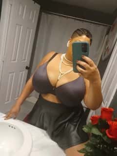(205)905-0270 is ethnicity_Mixedandoffers nuru massages, asian massage, bodyrubs in Birmingham and available for service_location_bothon rubrankings Are you looking for some great company with a twist? Look no further, I'm definitely what you need and more! I'm really sweet, understanding and most importantly I love what I do. I'm very open minded and treat my clients the way I'd like to be treated. Serious, Respectful, and Professional Gentlemen only... Don't deprive yourself of a phenomenal experience!!!
 (205-905-0270) Specialized in Sensual Deep Tissue and Prostate Massages...
Ask for Rhonda!