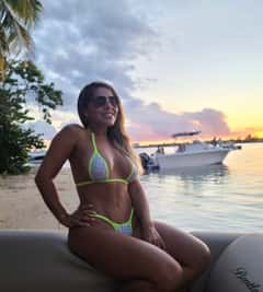 (773)742-7745 is ethnicity_otherandoffers nuru massages, asian massage, bodyrubs in Chicago and available for service_location_incallon rubrankings Hi I am Grace, So connect with me while you can!
I am a petite bombshell, classy Latina .fun-loving will wow you with  my toned hourglass figure, perky, all-natural ,warm brown eyes, and long hair, my passionate personality and sensuality. will truly captivate 

I cater to respectful, and drama free gentlemen. 
