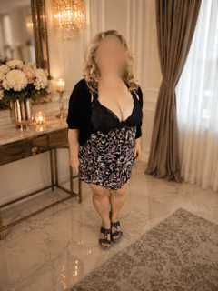 (773)441-4040 is ethnicity_Caucasianandoffers nuru massages, asian massage, bodyrubs in Chicago and available for service_location_bothon rubrankings Texting via whatsapp 773-441-4040 gets the quickest response from me! Request my FREE busty jiggly teaser 11-sec mini clip via Whatsapp while your at it.

Chicago Private Incalls in either 60618 or 60634

Enjoy a sensually erotic morning, afternoon 
or evening DELIGHT by appointment.

I'm perfect for those preferring a sensual mature touch! I'm naturally super busty. A curvy thick-waisted bbw MiLF with a ultra sultry sexy voice that knows how to moan and dirty talk you right over the edge. 

Role play,, Russian delights and muvh more.
Reputable skilled with assets you desire for a superior erotic release.
Text is best, via Whatsapp if possible. 
By appointment after SCREENING.
IN or OUT
45-Minute Table RUB, Lingham option or Full Service Companionship.
NO Fake Internet numbers or Text apps for Meets. 
Be yourself using your real cell number if you want to meet me.
SCREENING MANDATORY prior to MEET!

Additionally, expert paid phone services, content sales and WhatsApp LiVE shows are the perfect introduction! FREE 11-second busty jiggly teaser 
clip sent when requested via WHATSAPP!

Twitter; @Kendallcares4u 15.8K happy followers
773-441-4040 