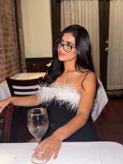 (310)690-0163 is ethnicity_Latinoandoffers nuru massages, asian massage, bodyrubs in Chicago and available for service_location_bothon rubrankings Hi, I'm Mia Khalifa! Can I be your girlfriend today? I'm available for incall and outcall! I'm ready to kiss you, do you like it?XOXO, you naughty Khalifa, available now.Text me or call me.1 hour 45030 min 350 special in town today