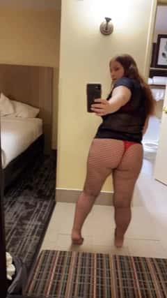 (716)383-8178 is ethnicity_Caucasianandoffers nuru massages, asian massage, bodyrubs in Norfolk and available for service_location_bothon rubrankings Therapy and Relaxation from seductive lady

 peach

(716) 383-8178