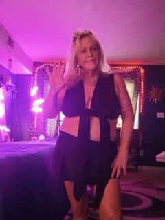 (380)283-9408 is ethnicity_Caucasianandoffers nuru massages, asian massage, bodyrubs in Columbus and available for service_location_incallon rubrankings One of a kind delicious Hot OIL MASSAGE ? 
LEAVE THE STRESS AT THE DOOR! 
I oFFER A GREAT WAY TO RELAX YOUR BODY ,MIND, AND SPIRIT ❤️
I OFFER 1HR SESSIONS FULL BODY SENSUAL HOT OIL MASSAGE ? 
1HR.
30MIN
........ APPOINTMENT ONLY..TEXT ME..MAKE THAT APPOINTMENT NOW!!
