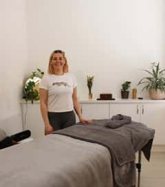 (515)422-1819 is ethnicity_otherandoffers nuru massages, asian massage, bodyrubs in Salem and available for service_location_bothon rubrankings Licensed Massage Therapist – Professional, Relaxing Sessions for Men

I’m a licensed and certified massage therapist offering professional full-body massage services in a calm, private studio designed for your comfort.

Choose from a range of therapeutic techniques to help you relax, recover, and restore balance:
	•	Deep Tissue Massage
	•	Swedish Massage
	•	Sports Massage
	•	Hot Stone Therapy
	•	Relaxation Massage
	•	Four-Hand Massage (by appointment)

Each session is tailored to your needs, focusing on stress relief, muscle tension, and overall wellness.

Massage Benefits:
✔ Reduces stress and muscle soreness
✔ Improves circulation and flexibility
✔ Promotes relaxation and better sleep
✔ Supports recovery and overall well-being

Session Rates:
30 min – $100
60 min – $200
90 min – $300
120 min – $400

Visit my comfortable, professional studio and leave feeling refreshed, rejuvenated, and stress-free.

⸻

Would you like me to make it sound more luxury-spa style or more athletic/therapeutic (e.g., targeting men who train or work physically)? I can tailor it for your ideal audience.
 

WhatsApp:  +1 (515) 422 1819


VIA TELEGRAM : @ EmilyTheTherapist001
