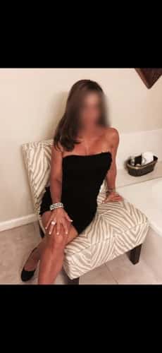 (480)442-7102 is ethnicity_Caucasianandoffers nuru massages, asian massage, bodyrubs in Phoenix and available for service_location_incallon rubrankings Escape with me for awhile to rejuvenate your body and soul. I am professional, classy, educated and enjoy the company of respectful and generous gentlemen. I offer many massage modalities that will meet your needs. Until then.


