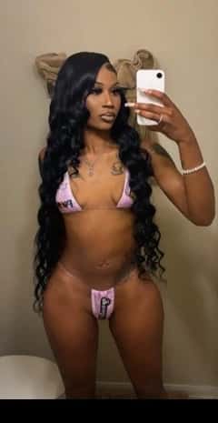 (213)861-3581 is ethnicity_Mixedandoffers nuru massages, asian massage, bodyrubs in Oklahoma City and available for service_location_bothon rubrankings Massaging talking and a good time 