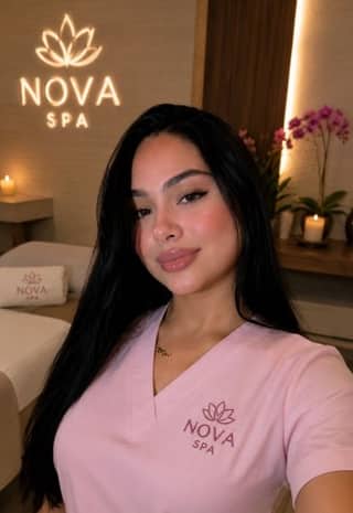 Liz  latina  🦶💕