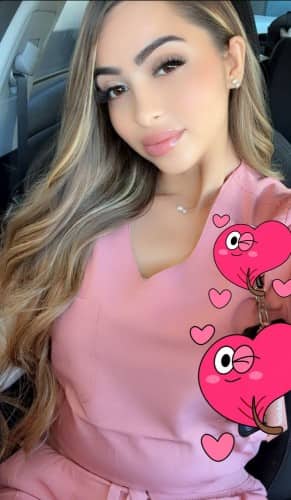 Catalina colombiana 💕🦶🤚