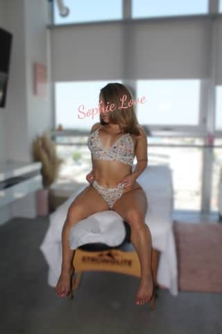 SOPHIE NEW 🔥 Sexy Latina Available In Sherman Oak