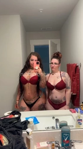 (615)433-6151 is Caucasianand offers nuru massages, asian massage, bodyrubs in Nashville and available for both on rubrankings Hey guys !
We are Coco & Tiff. 

NOW LOCATED IN MURFREESBORO

The dynamic duo is here ! 

We offer b2b services. 
We have the best rates on 4hands and we thrive on keeping my clients happy. 


Whether you need to unwind after a long day at work, or just spend some time with a woman who listens, I’ll be here ? 

* private residence 
* showers available 
* clean discreet location. 

Feel free to text or call me to book 
I look forward to hearing from you ?


$200 HH B2b 
$300 H B2b 
FLAT RATES 
