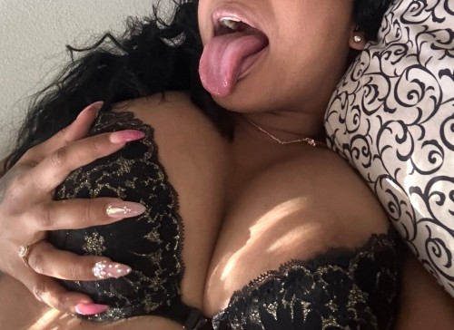 Washington BodyRubs Offered By (240)389-5979 | Bodyrubs (240)389-5979 is Mixedand offers nuru massages, asian massage, bodyrubs in Washington and available for incall on rubrankings Hey it’s Suri! I have over 8 years experience in offering upscale executive services including Swedish/ sports/deep tissue massage. My services are tailored to my customer’s needs upon communication.Let’s explore your deepest fantasy’s, fetishes and have some fun!
Incall at discreet residential spa
Inquire about my live web cam site for a virtual session
Full body sensual massage:
60 mins -$200
90 mins -$300
Moroccan bath&massage -$300
Text to book
